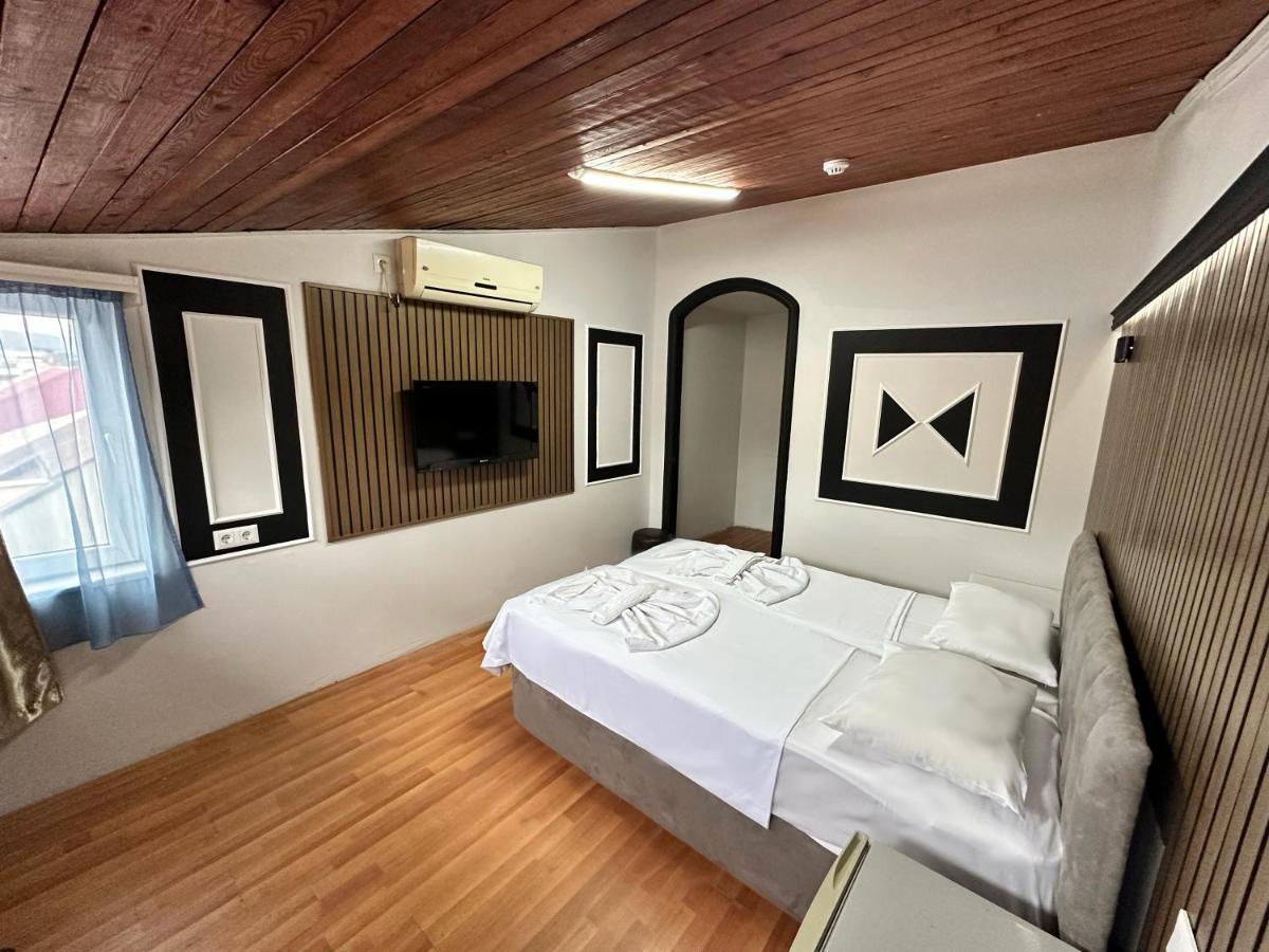My Metropol Hotel Batumi Eksteriør billede